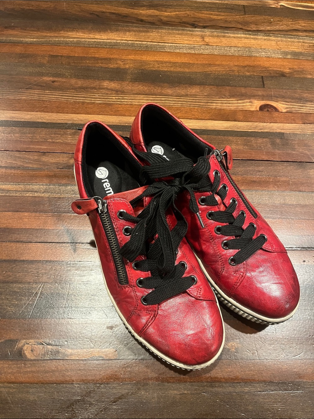 Remonte red leather D0700-36 Madura sneakers size 41 / 10